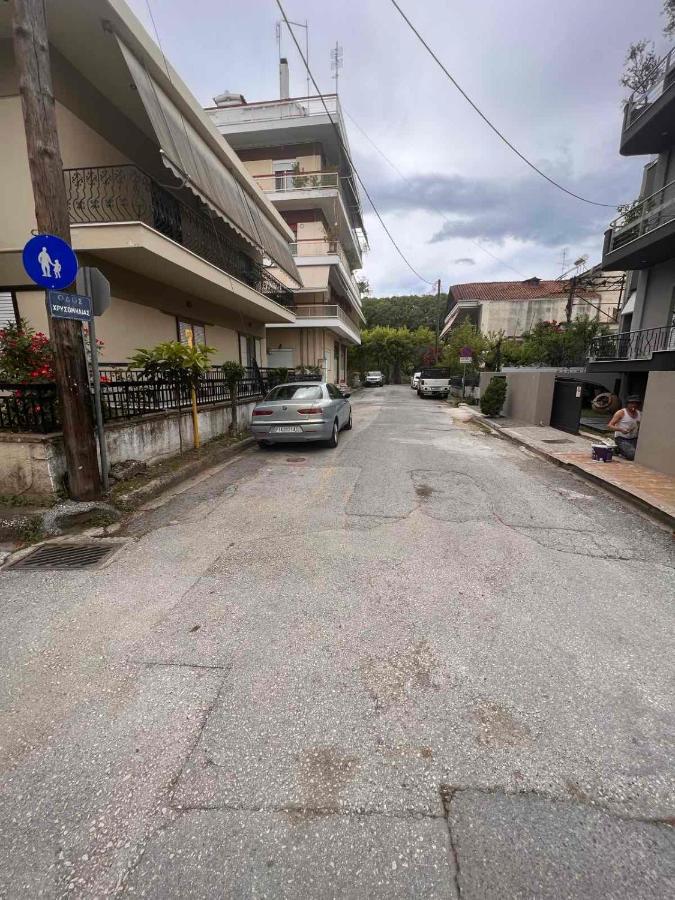 Appartamento 50 Μέτρα Από Τον Μύλο Των Ξωτικών Tríkala Esterno foto